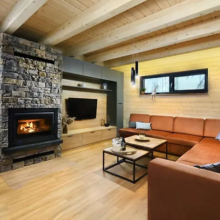 Zástavnica - Vila *